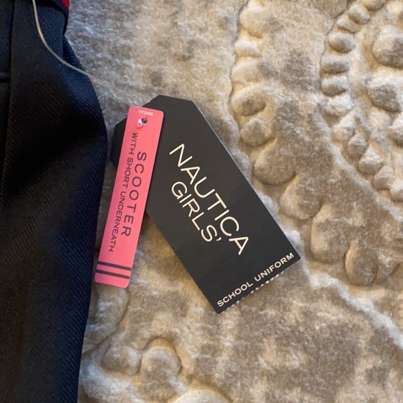 NÁUTICA Girls SIZE 12 pleated skirt with shorts - Picture 5 of 6